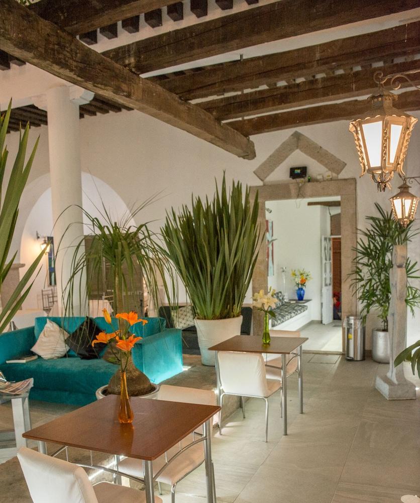 M Hoteles Concepto Morelia Exterior photo